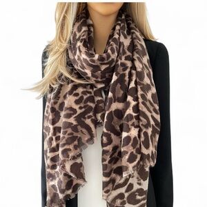 🦋 Leopard Animal Print Large Scarf
